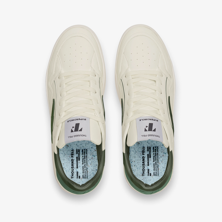 Women's Court in Bone-Dusty Emerald | Stain-Proof