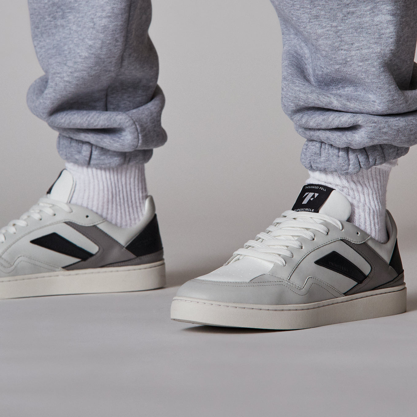 Men's Court in White-Starstruck Yellow | Vegan Sneakers - Thousand